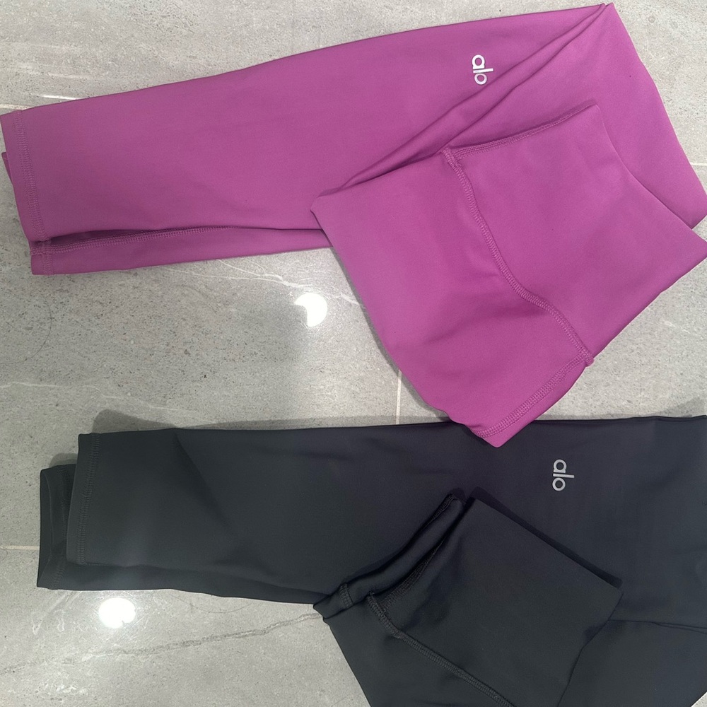 Authentic Alo Yoga Tights. Bundle deal 💰
